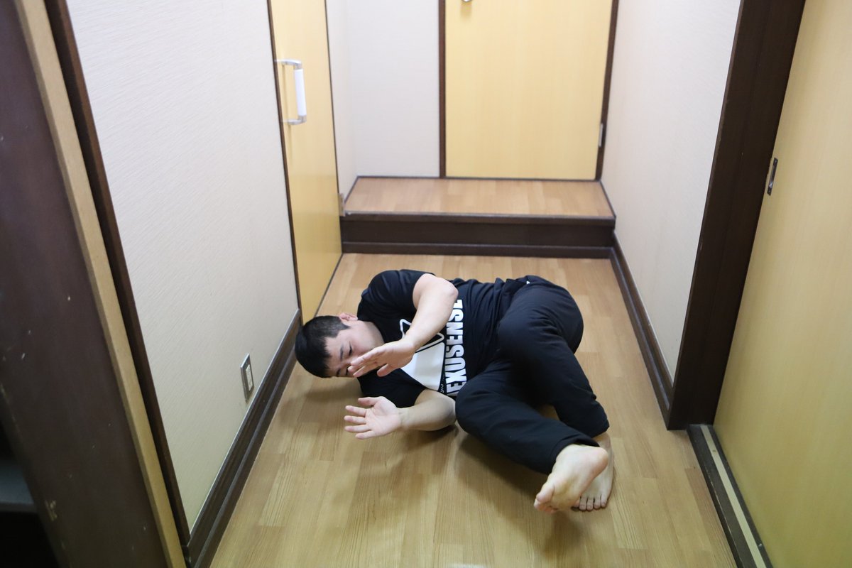 fight_and_life's tweet photo. 【新刊告知】『Fight&amp;Life vol78』植松直哉「自宅＝畳１畳半でできるヒップエスケープ無限ループ」
#植松直哉　#NEXUSENSE
https://t.co/gZX2W576Bk
https://t.co/l260itULtV https://t.co/XVc6GyMn32