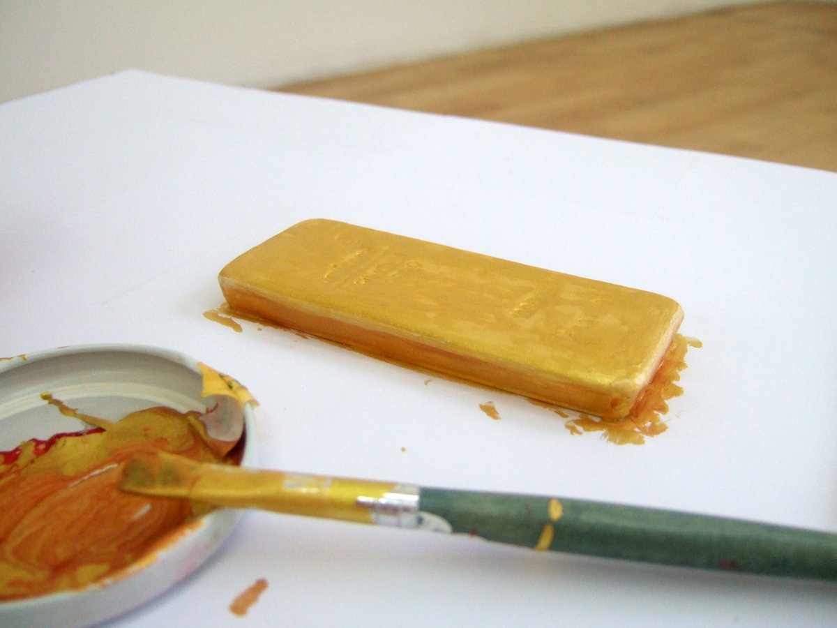 Am Samstag den 16.05. öffnet das Museum wieder! Wir freuen uns euch endlich die Ausstellung 'Ausweitung der Marktzone - Künstlerische Fragen an den heutigen Kapitalismus' zeigen zu können. Bitte beachtet dabei die Hygieneregelungen - mehr dazu auf unserer Website. #MarktzoneKM