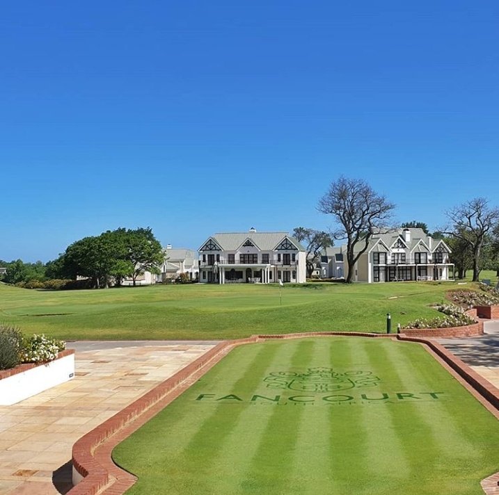 FelicityShiba's tweet photo. If you could pick any course in South Africa to play, what's the first course you would choose to play after lockdown? For me, definitely @FANCOURTSA I didn't get to play #Montagu when I was there. So I'm missing a flag. #FlagCollector🏌🏾‍♀️⛳ https://t.co/R7JoF1FOHJ