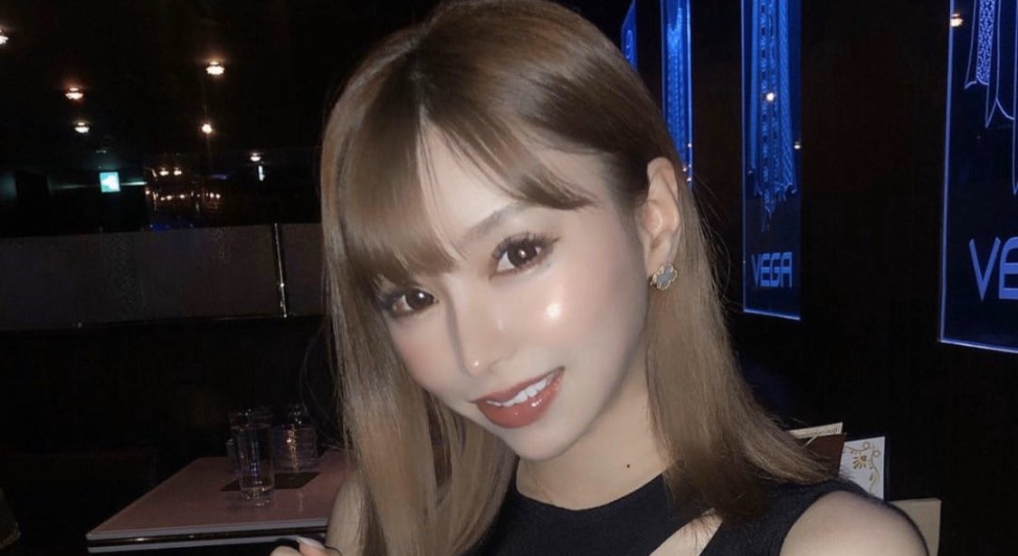 online_ael's tweet photo. 公式LINEアカウントが新しくなりました🥺✨

ご予約お問い合わせはこちらから宜しくお願いします‼️
https://t.co/9MoFLh8Z7H

公式LINEを追加すると...
【全ての方が対象】
・ご新規様500円割引クーポン
・抽選で100名様に当たる30分フリープラン

#オンラインギャラ飲み
#オンラインキャバクラ https://t.co/GKZcKshsEl