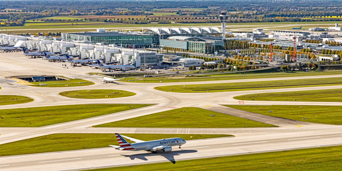 MUC_Airport's tweet photo. Passagiere wählen Münchner Flughafen bei den „World Airport Awards" erneut zum besten Airport Europas https://t.co/dI4phMRQFS
#MPresse #Skytrax2020 #wirbleibeninVerbindung https://t.co/o6pNtrVpsy