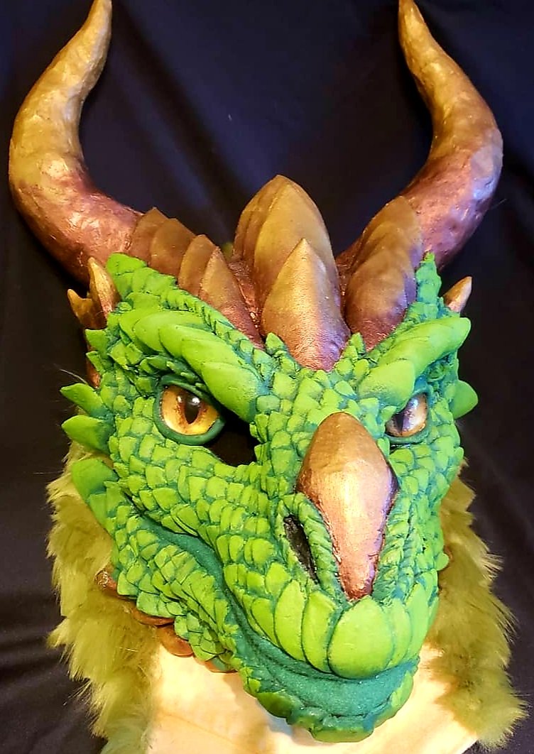 vilesuits's tweet photo. Equinox (Commission)

#dragon #dragonmask #mask #costume #renaissance #renfair #fursuit #dragonfursuit #fursuitmaker #fursuitcommissions #commissionsopen #costumecommissions https://t.co/c2XvMcgbWw