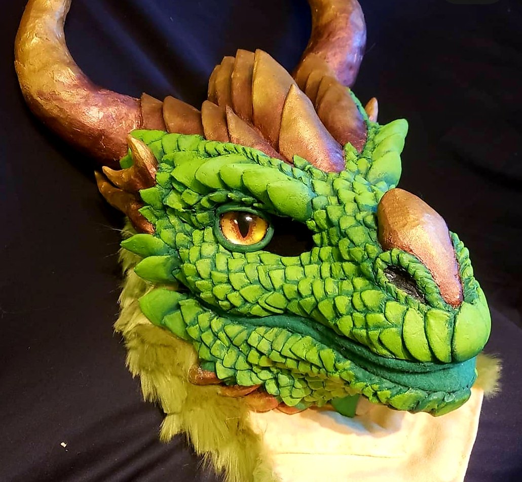 vilesuits's tweet photo. Equinox (Commission)

#dragon #dragonmask #mask #costume #renaissance #renfair #fursuit #dragonfursuit #fursuitmaker #fursuitcommissions #commissionsopen #costumecommissions https://t.co/c2XvMcgbWw