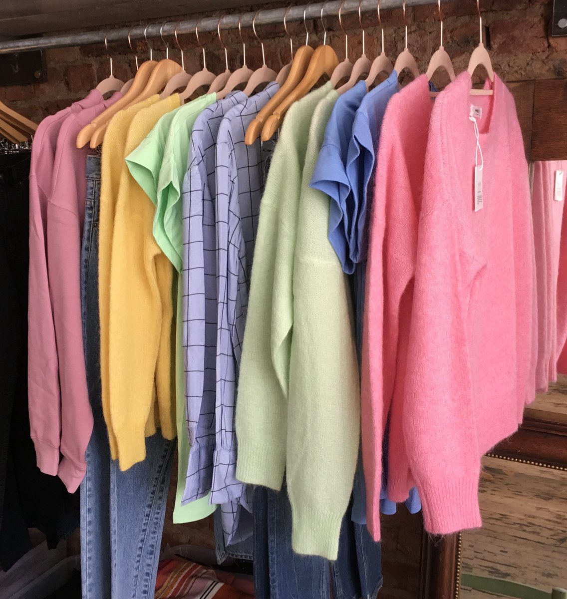 Pretty perfect pastels feature in the latest early summer collection from Moss Copenhagen. Dress down with denim, or look Scandi cool over a cotton dress. I love them all! And you can find them at bias.store
