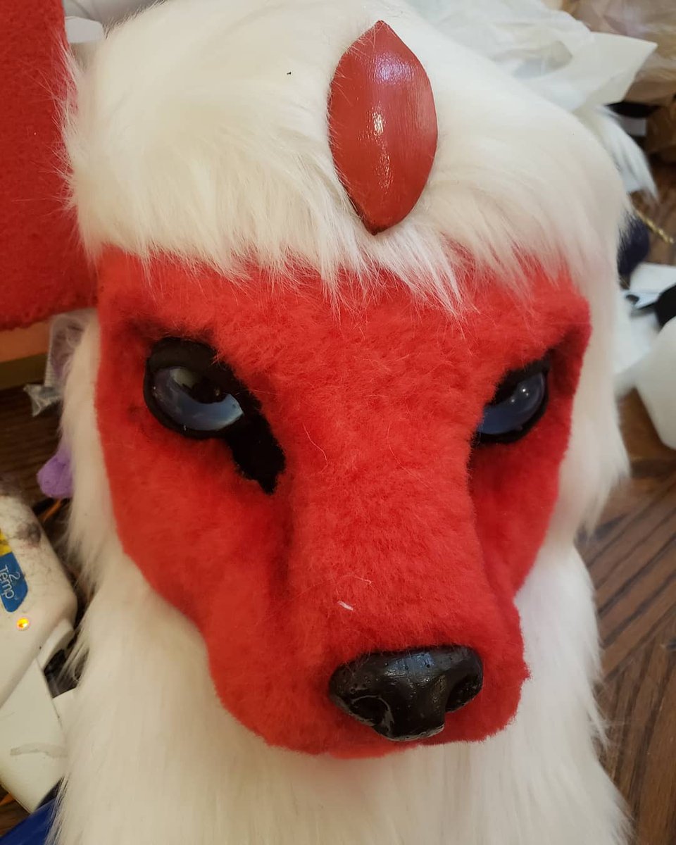 vilesuits's tweet photo. Absol refurb for @sabol_the_absol on Instagram 

#absol #pokemon #pokemonfursuit #furry #fursuit #fursuitmaker #refurb #pokemonfurry https://t.co/butpfD2Enl