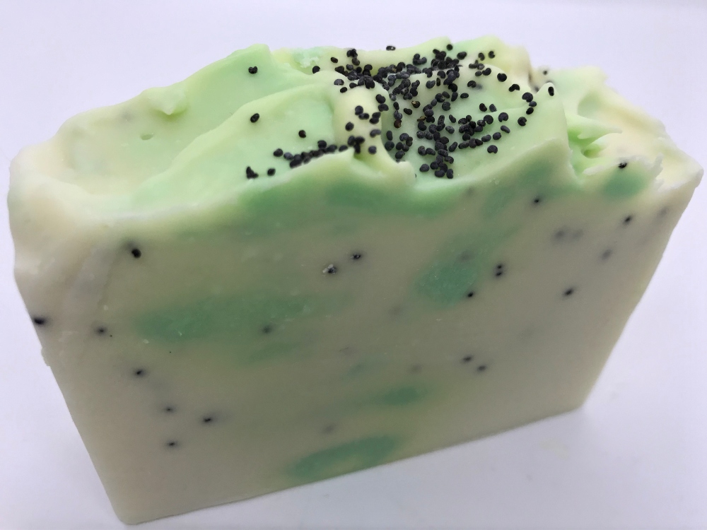 DieHardHexican's tweet photo. Specialty soaps are our focus here at Sunscapes Soap Shop.  This bar is made with Cucumber peels and scented with a Cucumber-Mint fragrance to delight your senses.  Plus, we added Poppy Seeds for some exfoliating benefits.   #exfoliatingsoaps  https://t.co/oAjYchu2Yb https://t.co/xo8s8IISZH
