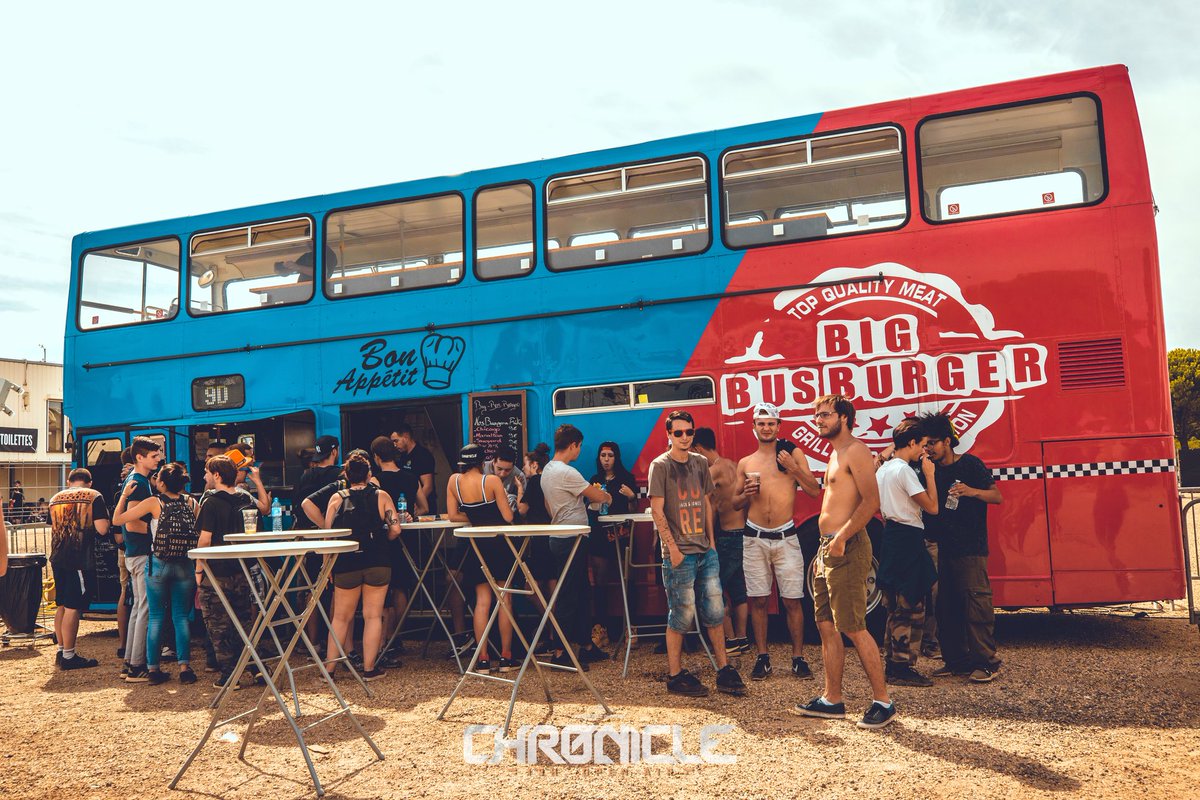 PandemicEvents_'s tweet photo. Le repas de festival qui te manque le plus ? 🍔🍟 https://t.co/roJOeOmbo4