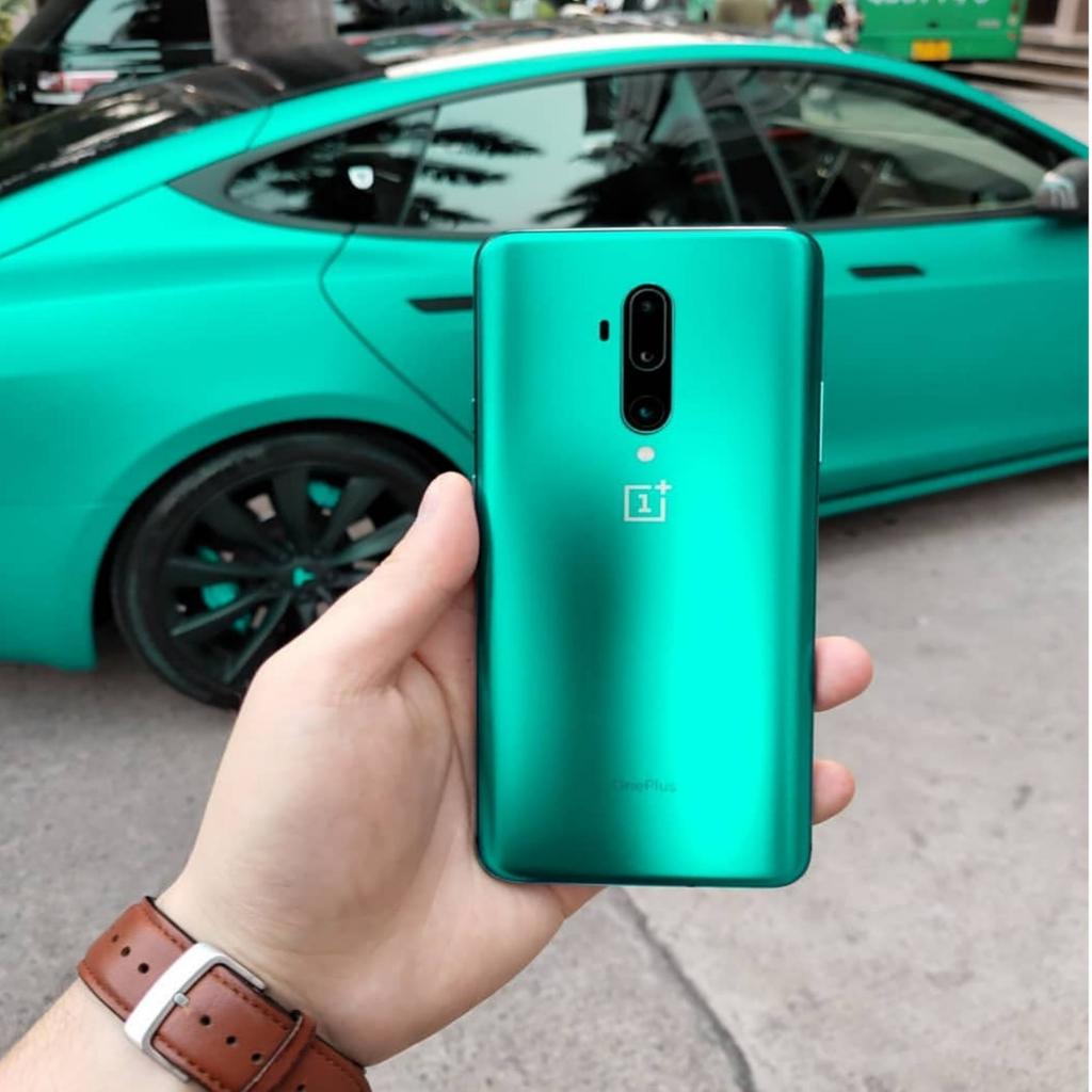 fonelogy's tweet photo. #oneplus 😍
@fexsite 
#fonelogy  @OnePlus_IN  @oneplus https://t.co/2yk00VQ5fl