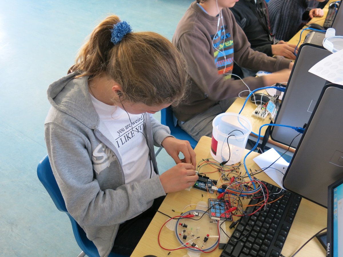 techcampuk's tweet image. Why Tech Camp? ✨ We teach our mini-tech lovers’ real engineering with advanced home projects that you can keep, so a week of your online course is just the start of your learning, not the end. 📖
techcamp.org.uk/about-us/why-us #TechnologyCourse #ChildrenActivityIdeas #SchoolHolidays