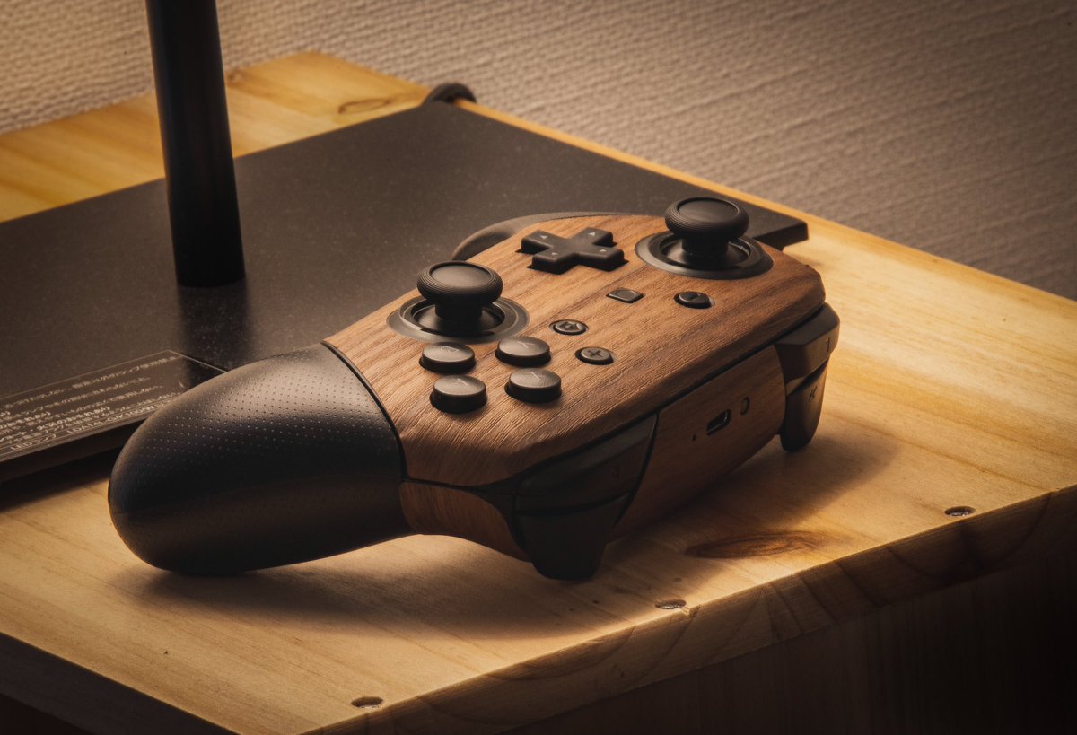任天堂スイッチに木目シールを貼ったらオシャレなインテリアになった Togetter 任天堂スイッチに木目シールを貼ったらオシャレなインテリアになった Togetter