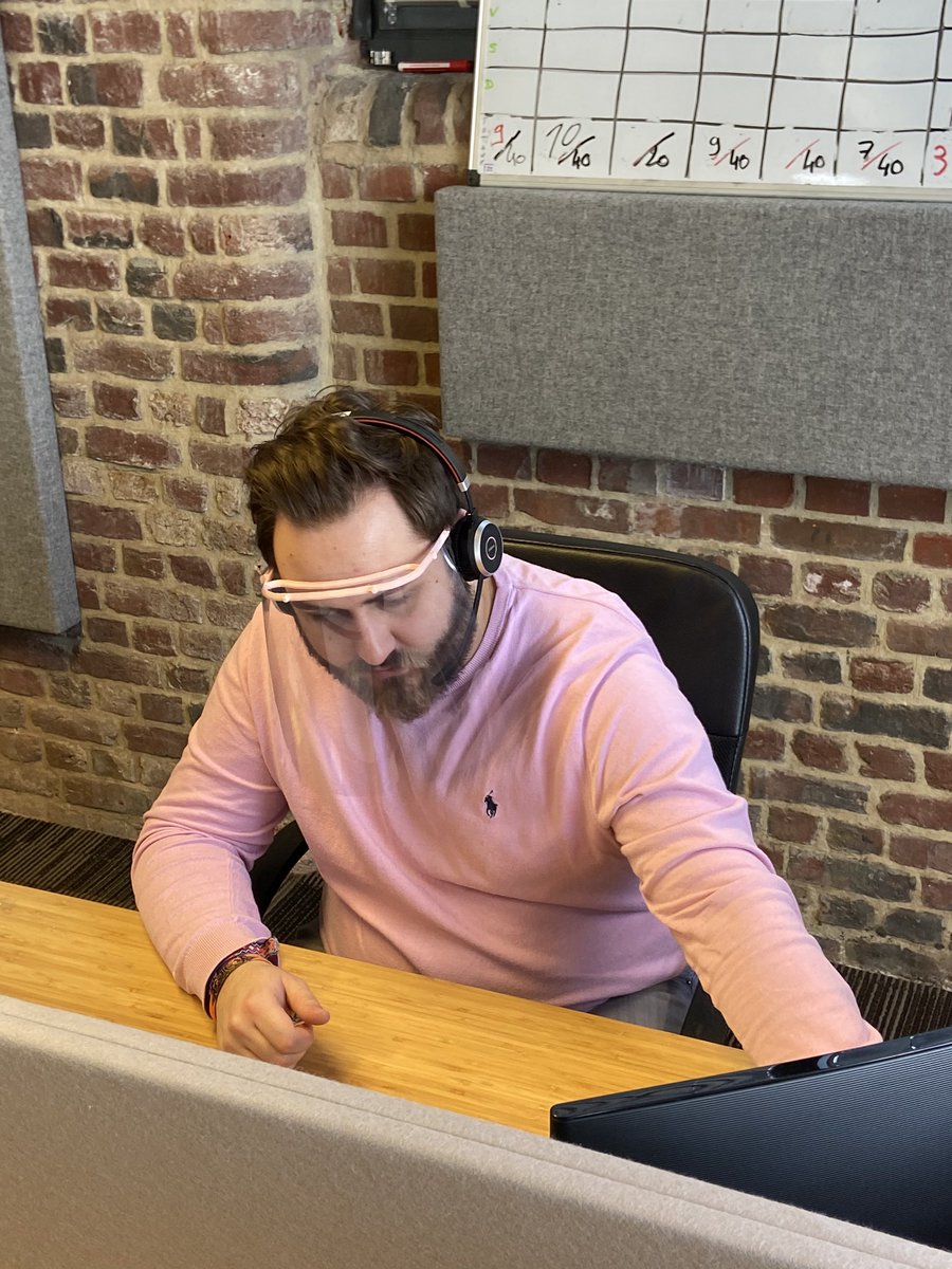 Algar_ex_pmdc's tweet image. Après deux mois de télétravail, nous sommes de retour en équipe réduite dans nos bureaux à @euratechnologie Toutes les mesures sanitaires sont en place ! Et vous, vous reprenez aussi le boulot aujourd&apos;hui ? 👨‍💻