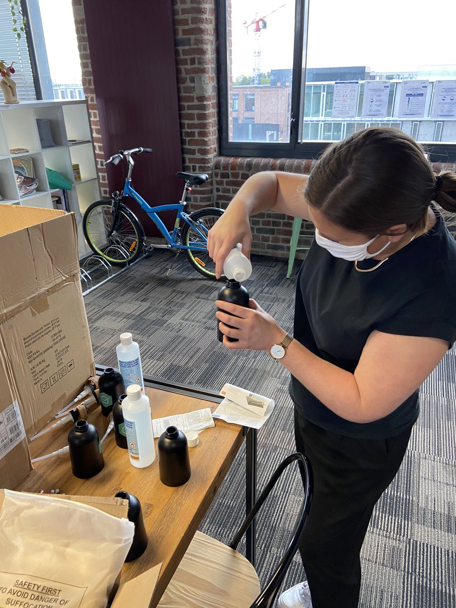 Algar_ex_pmdc's tweet image. Après deux mois de télétravail, nous sommes de retour en équipe réduite dans nos bureaux à @euratechnologie Toutes les mesures sanitaires sont en place ! Et vous, vous reprenez aussi le boulot aujourd&apos;hui ? 👨‍💻