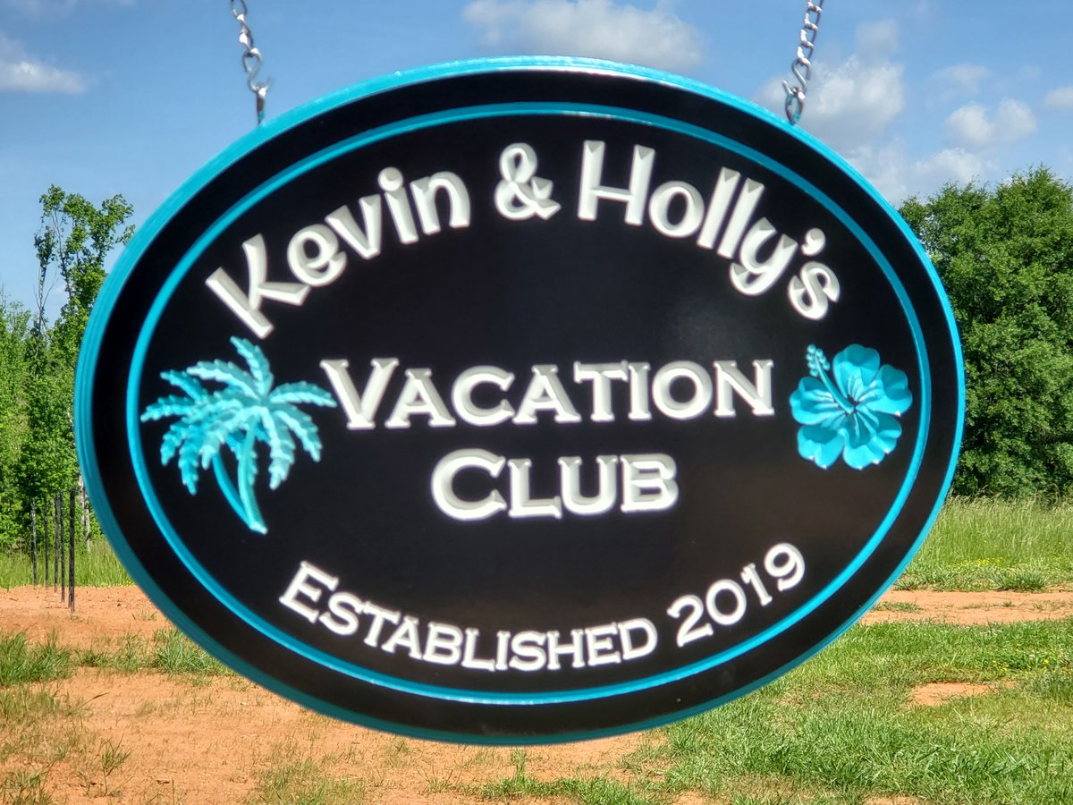 cottage_green's tweet photo. Got it goin' on at your house? Business, Recreation, Beach &amp; Lakehouse Signs☀️#Grilling🍔#Cantina🍹#Boats🛥️#Beaches🦀#Shelteredinplace🏖️#MadeintheUSA🇺🇸
https://t.co/mxWEx0l0jL #Vrbo 

CUSTOM OUTDOOR SIGNS FOR EVERY OCCASION! https://t.co/PhHnFJu5U5