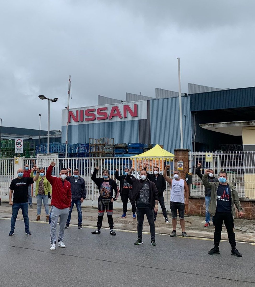 Octavo día de la huelga indefinida de Nissan.

25.000 puestos de trabajo en peligro. Toda la solidaridad y el apoyo.
#FuturoParaNissanYA