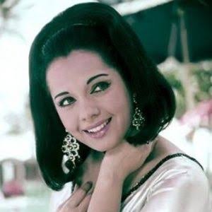 the way Selena Gomez kinda looks like Mumtaz in my head, a thread :
