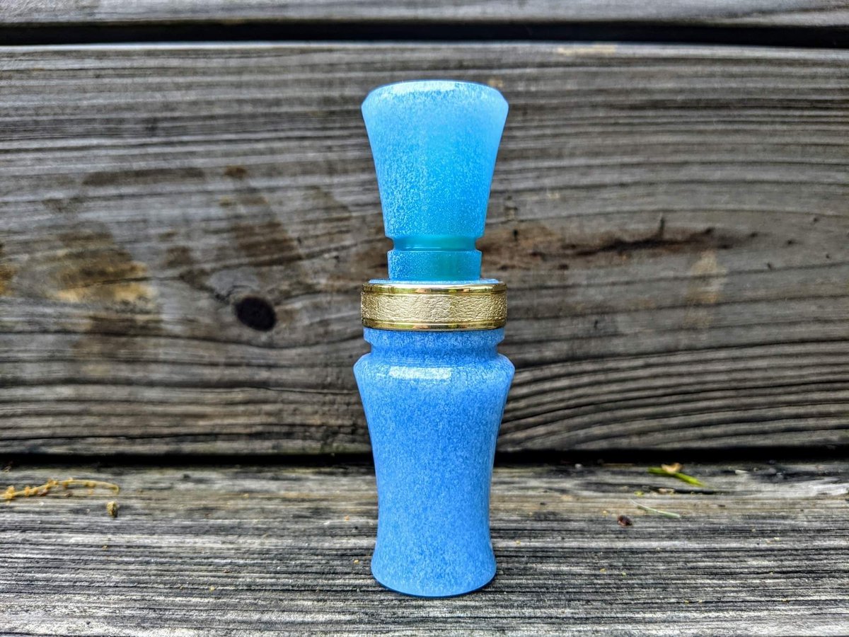 DJCallsCo's tweet photo. Cold as ice!!!! Velvet blue and jade co-cast, this is a very nice color!!! Call is single reed. 
#djcalls #duckcalls #duckhunting #hunting https://t.co/HlHTd62s8h