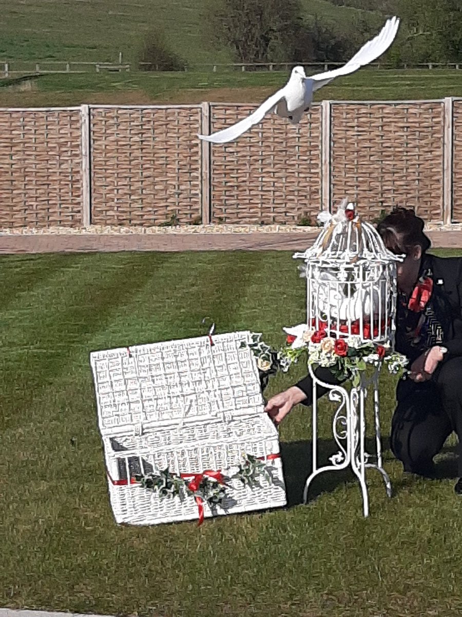 JudyCutt1's tweet photo. A few funerals last year, a beautiful way to remember your loved one.  This can be done at home, at the Crematorium or Cemetary subject to restrictions. https://t.co/Xzk62nu0Xa https://t.co/9lgk9VTFMC