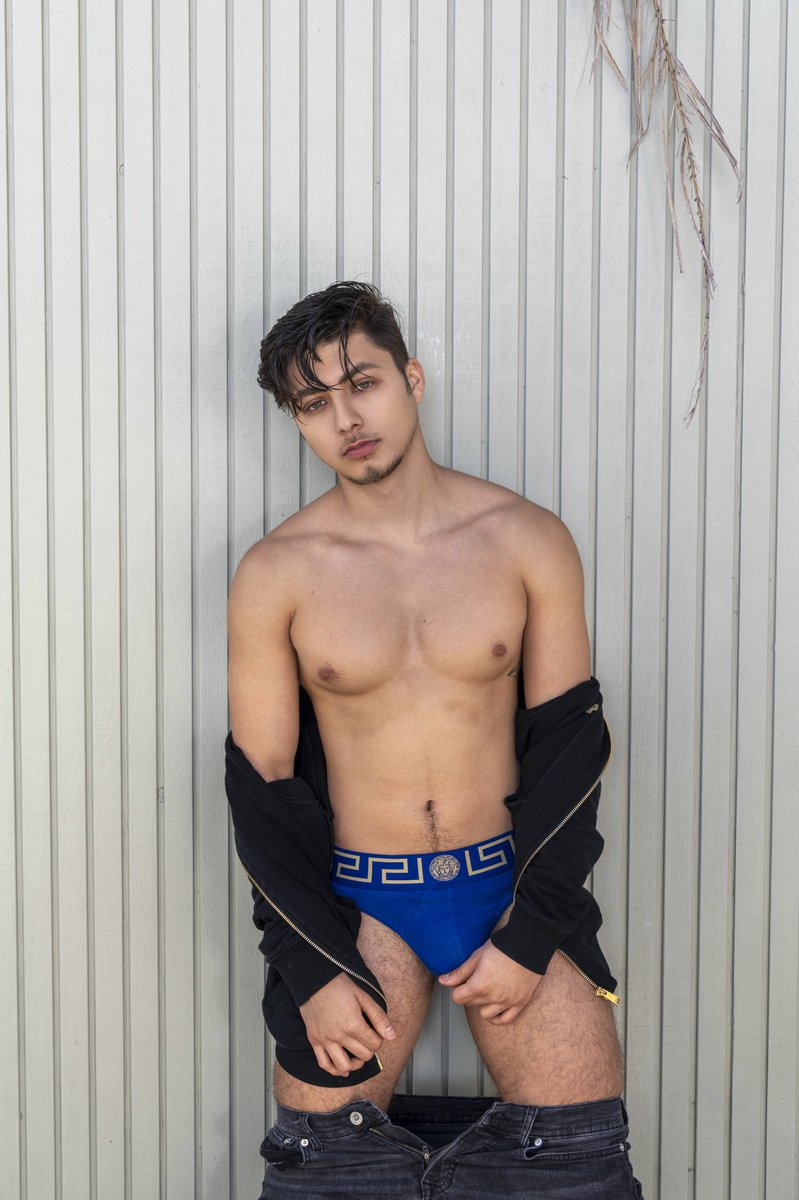 AngelRiveraXXX's tweet photo. ¿Cómo están hoy? https://t.co/IS6VfpkjAX