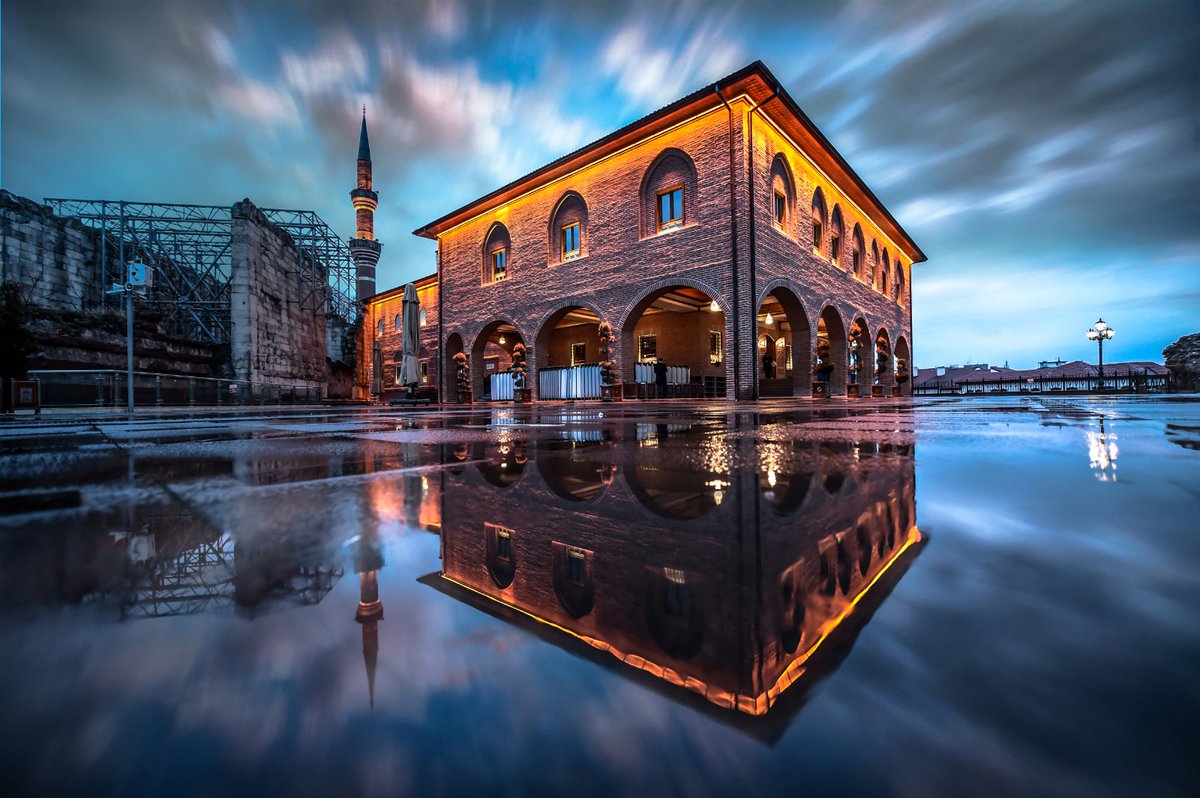 Fotoğraftaki caminin adı nedir❓

🔁Retweet yapınız
🚩Doğru cevabı bir arkadaşınızı etiketleyerek yoruma yazınız

📚 5️⃣0️⃣ kişiye Üstat Sezai Karakoç’un “Diriliş Neslinin Amentüsü” kitabını hediye edeceğiz

<a href="/kasapoglu/">Dr. Mehmet Kasapoğlu</a> <a href="/EremSenturk/">Erem Şentürk</a> <a href="/kilicarslan_is/">ismail kılıçarslan</a>