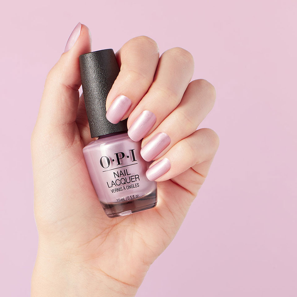 OPI_PRODUCTS's tweet photo. #DIYNails are easy to do with an #OPINailLacquer that has a pearly finish like #ShellmatesForever. #OPINeoPearl #PinkNails #StayHome #SocialDistancing #OPIObsessed
Try this Shade: https://t.co/nXpWsYqSYg https://t.co/lTIQCF3FfO