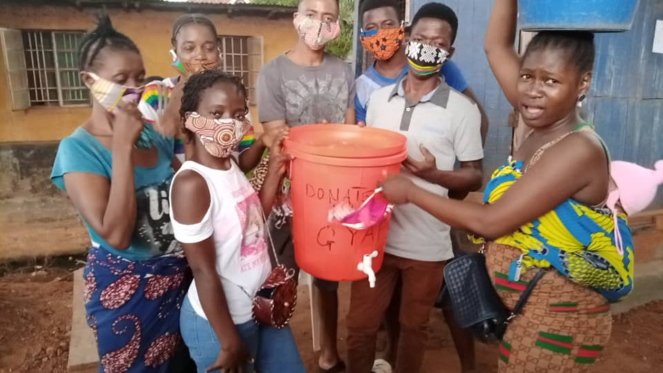 Kudos to GYAPS-Sierra Leone Chapter for donating Veronica buckets and face masks to their community.. Great initiative. God bless GYAPS and make us strong to aid build the world through peace and security