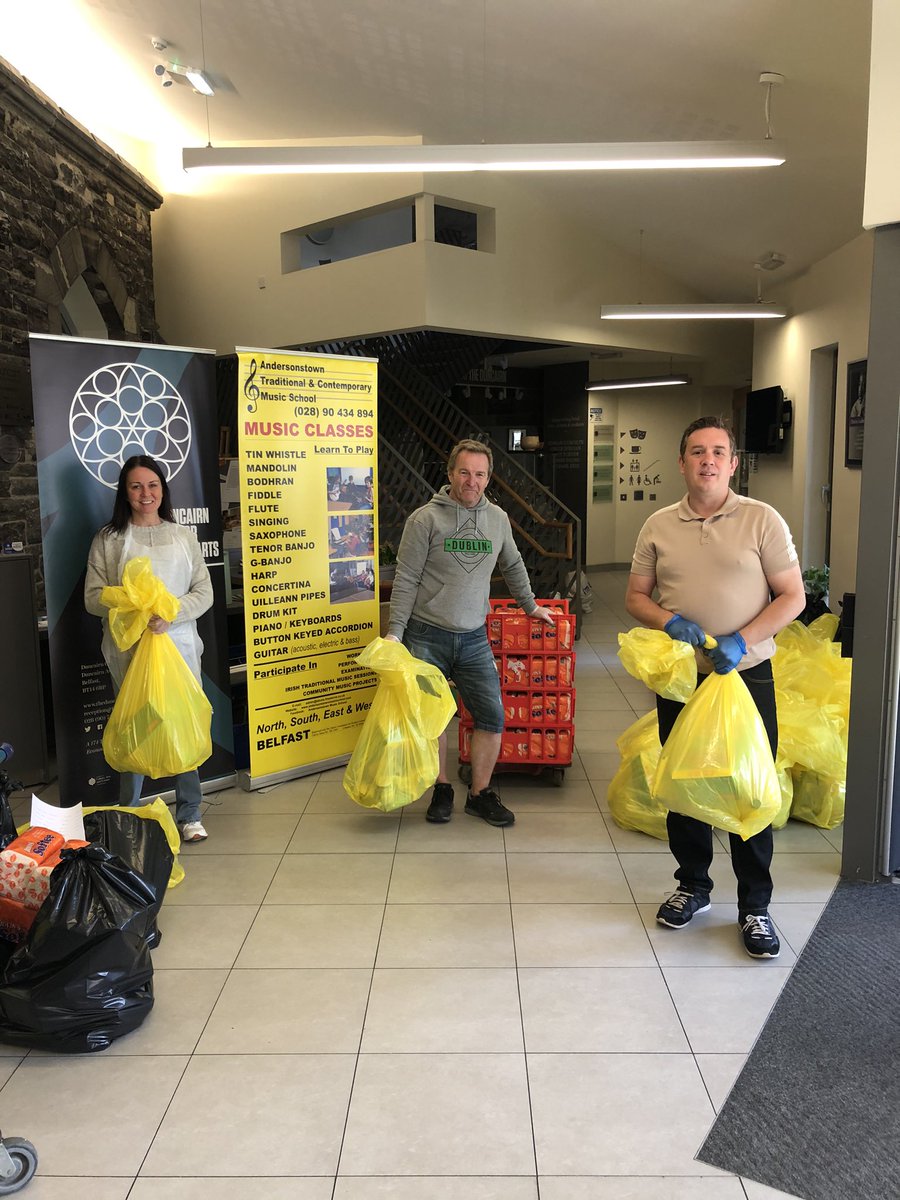 Another week begun getting Essential Household Packs our across North Belfast.

Last weeks figures:

Family packs - 223
Single packs - 234
Hot Meals - 175

A total of 632 households reached!

#StayHomeSaveLives 
#CommunityResponse