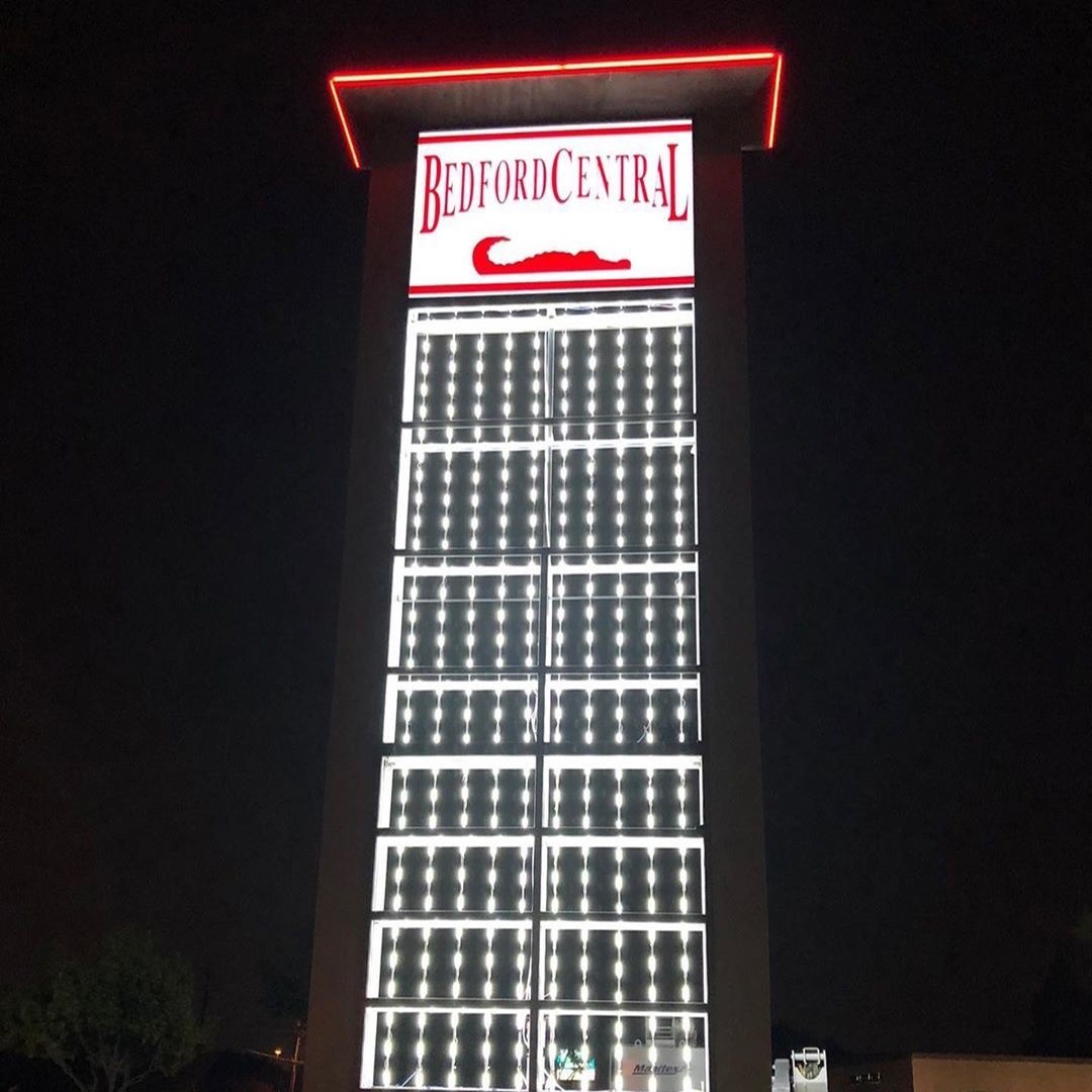 US_LED's tweet image. Thanks to @ZNGEnt for sharing photos from a recent installation for @GatorInvestment using our LED signage lighting products. Great job! It looks fantastic! #LEDlightingsolutions #signlighting #alwaystherightchoice