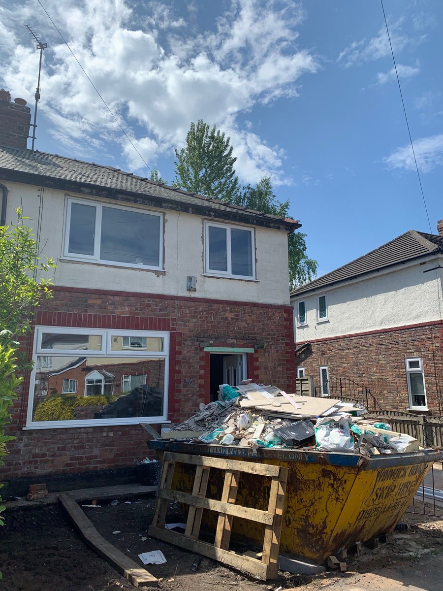 PropertyPeacock's tweet photo. Our next renovation has been LET in record time, even before the plaster is dry! Taking a property back to bare brick then creating a stunning home is what we give our tenants! #weknowproperty #renovation #happytenants https://t.co/wAkhplLf9O