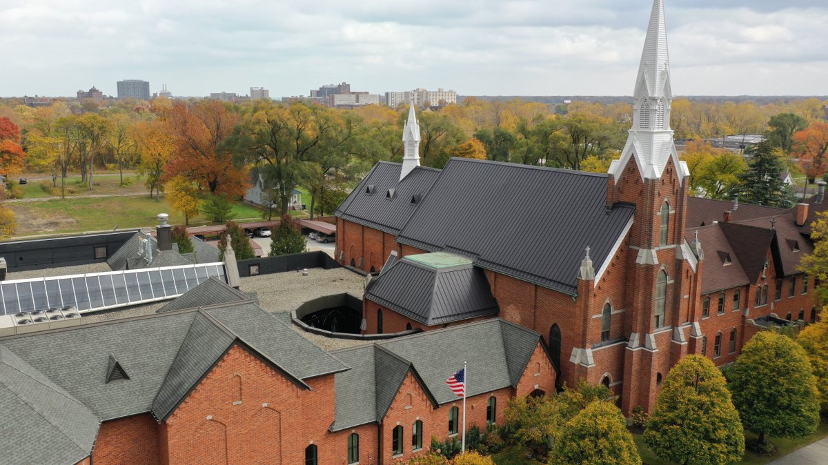 FrSolanusCasey's tweet photo. Beginning Wednesday, May 13, 2020, confessions will be available from 12:00 p.m. until 4:00 p.m. Monday through Saturday at the Solanus Casey Center. Individuals entering the Center will be required to wear a face mask and observe social distancing guidelines. https://t.co/3PEuYes26L