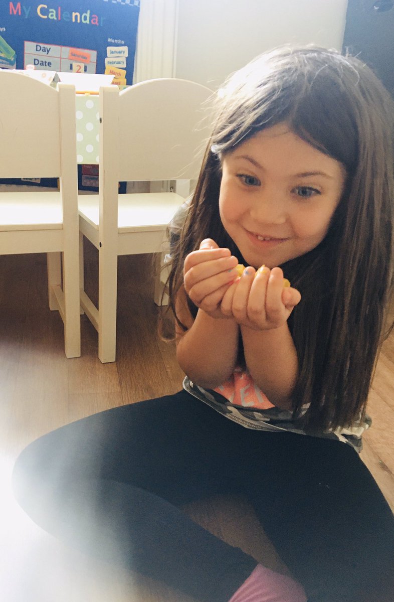 MsMummyHarrison's tweet photo. When a Part-Whole Maths lesson turns in to a jewellery making class 👑📿 #pastaprincess 🙈😆 @TheMarist_WB https://t.co/o7pF7QgnHM