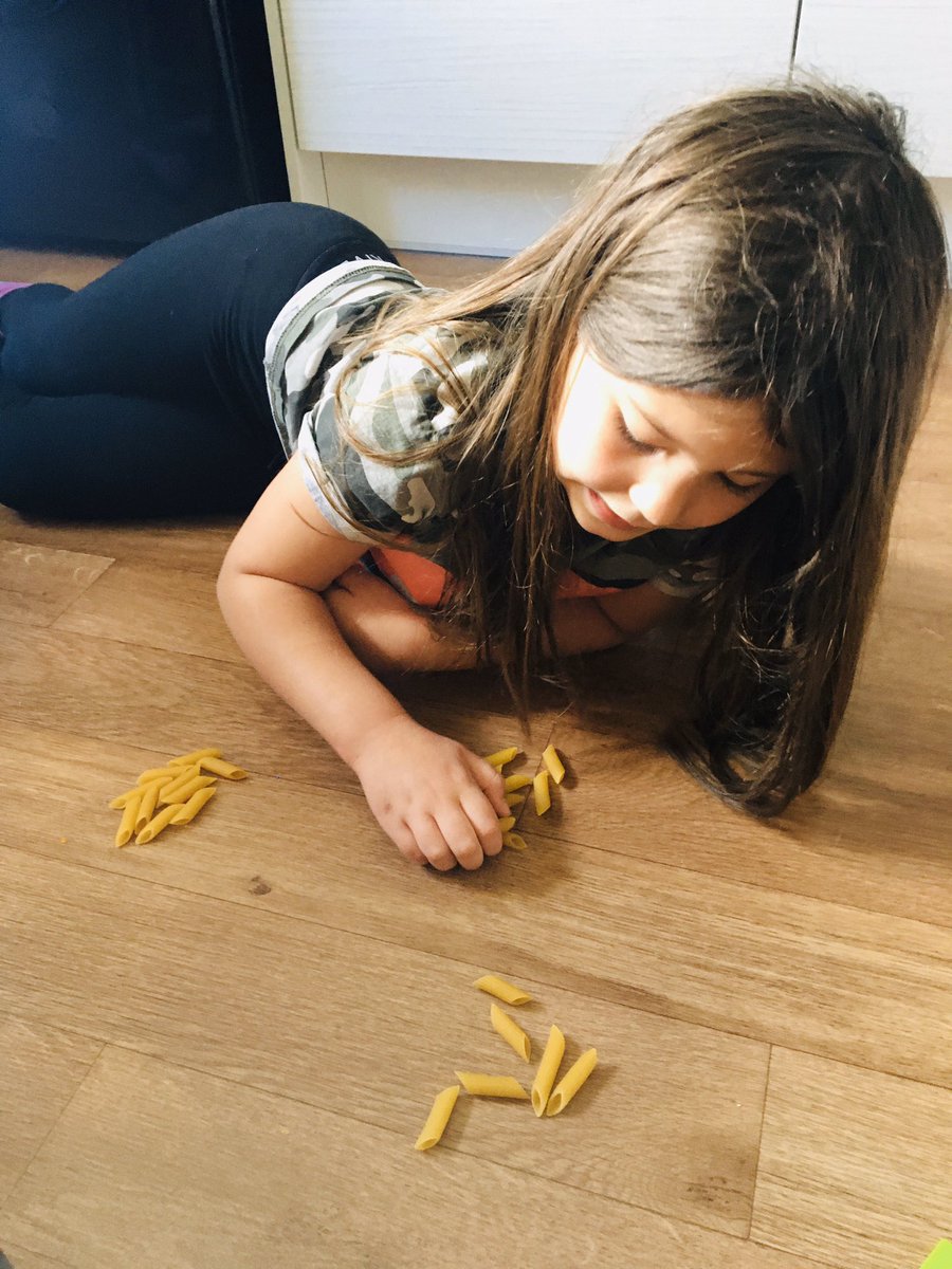 MsMummyHarrison's tweet photo. When a Part-Whole Maths lesson turns in to a jewellery making class 👑📿 #pastaprincess 🙈😆 @TheMarist_WB https://t.co/o7pF7QgnHM
