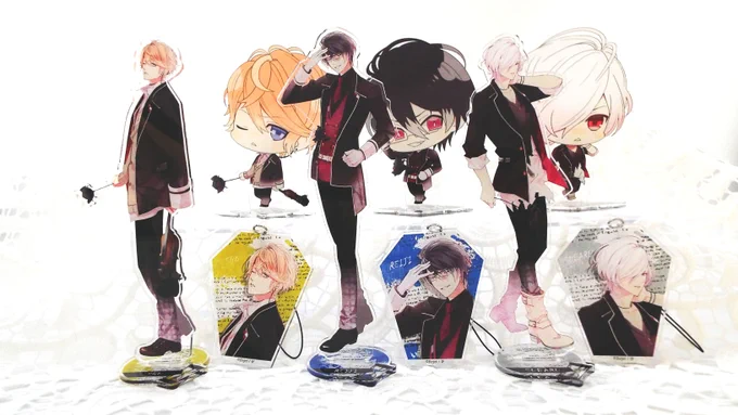 明日5月12日 正午12時より予約開始✨

『DIABOLIK LOVERS』
「MORE, MORE BLOOD」くじType A?

▼詳細はこちらから▼
https://t.co/pkjYrepJJS

#skitdolce
#スキドル 