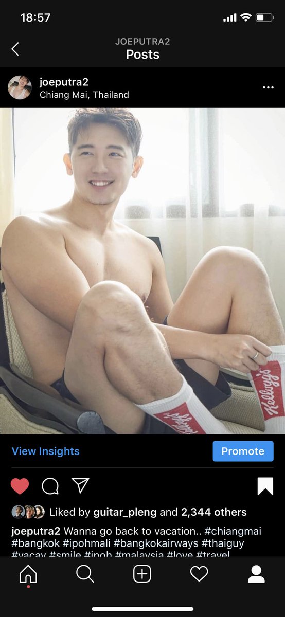 Joeputra0115's tweet photo. Throwback.. but fat loves me now #Throwback #asianguy #Malayguy #shirtlessguy https://t.co/MsNK9pOqFD