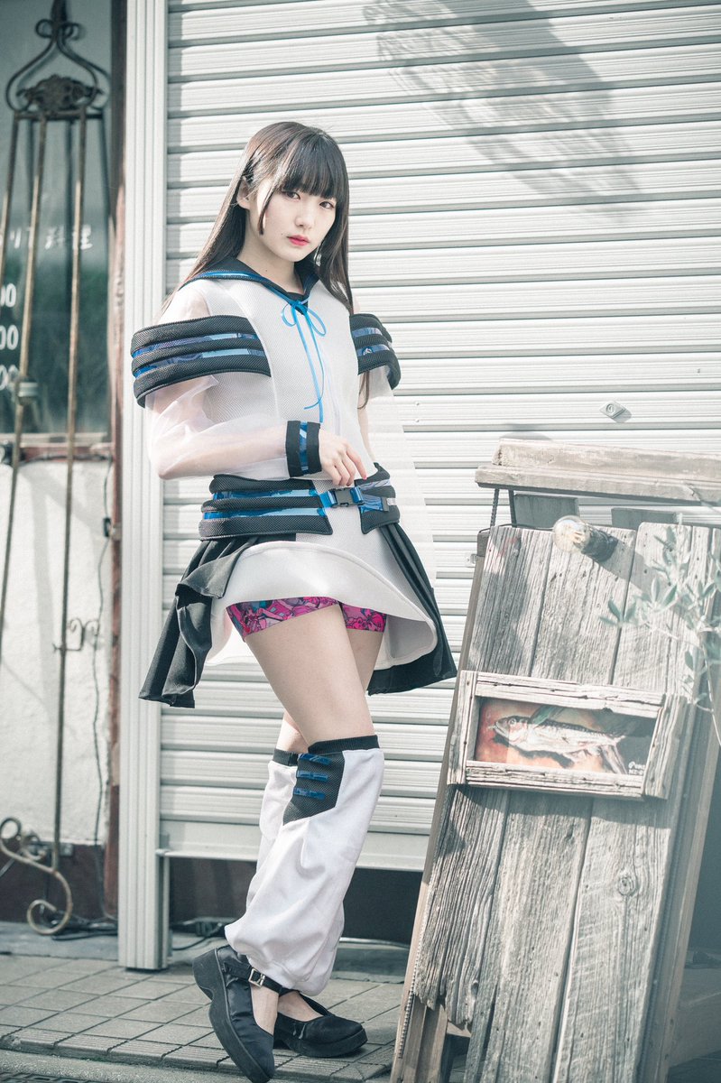 panchumania's tweet photo. ボクサーパンツをチラ見せする写真を撮りました📸 https://t.co/zKBmAb3uyj
