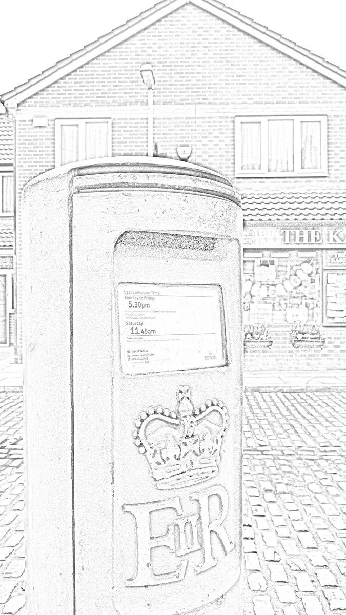 Save the image, print and get creative with Corrie 🌈🎨🖌️

We would love to see what you come up with, so don't forget to tag us in your masterpieces! #MindfulMonday #CorrieToursIndoors