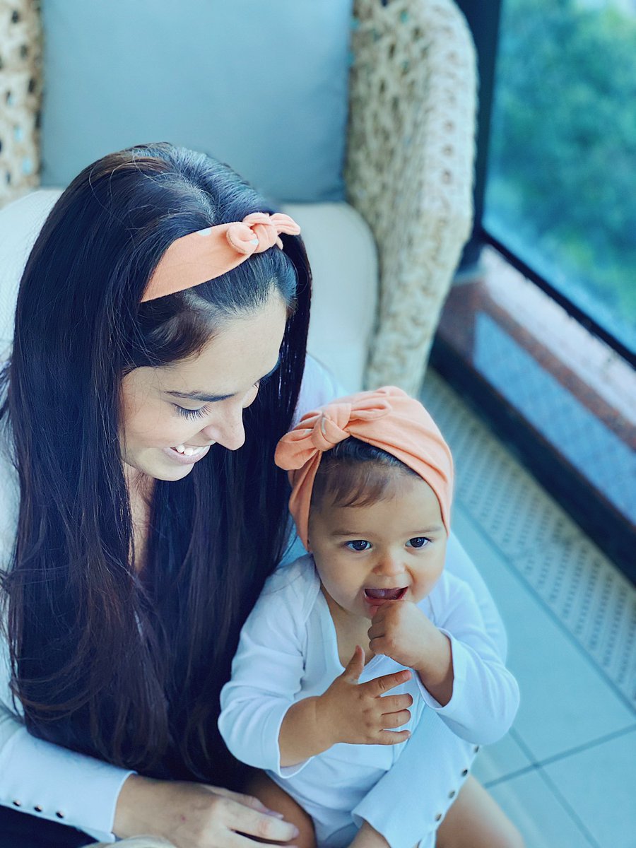 Rafaela_Pinho's tweet photo. Entre COVID-19 e política tem uma mãe toda babona aqui :) feliz dia pra mim e pra todas as mamães (com 1 dia de atraso). https://t.co/1TEu944Q97