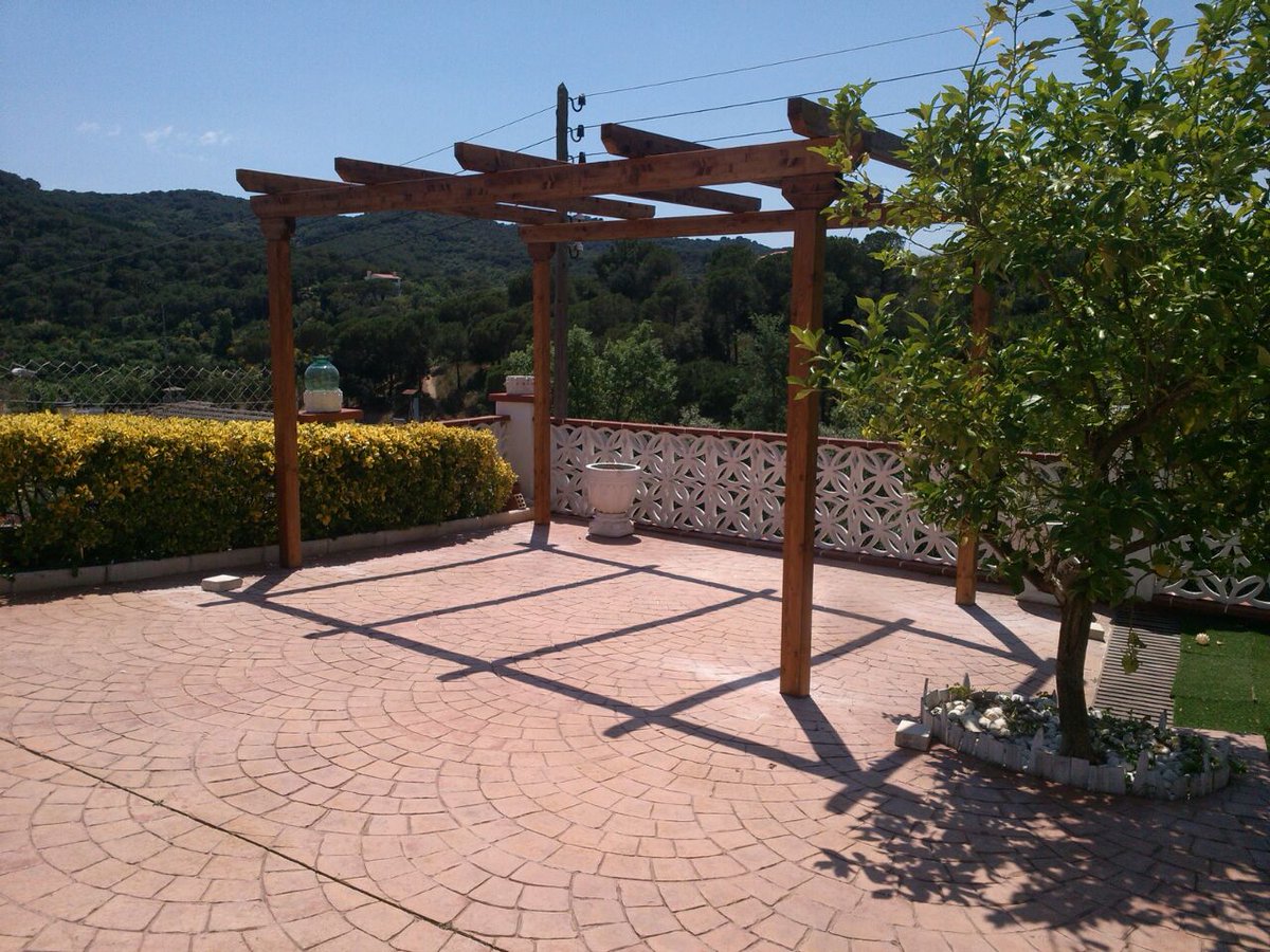 FustMar's tweet photo. Pergola de abeto laminado autoportante con toldo corredero acrilico. Trabajamos para mejorar espacios exteriores, con aplicación de lasur color nogal.
https://t.co/SUggNrAo5p
#PERGOLAS #TRABAJOSBIENHECHOS #TOLDOS #TOLDOSCORREDEROS #ABETO #CEDRIA https://t.co/meXhp2zFVG