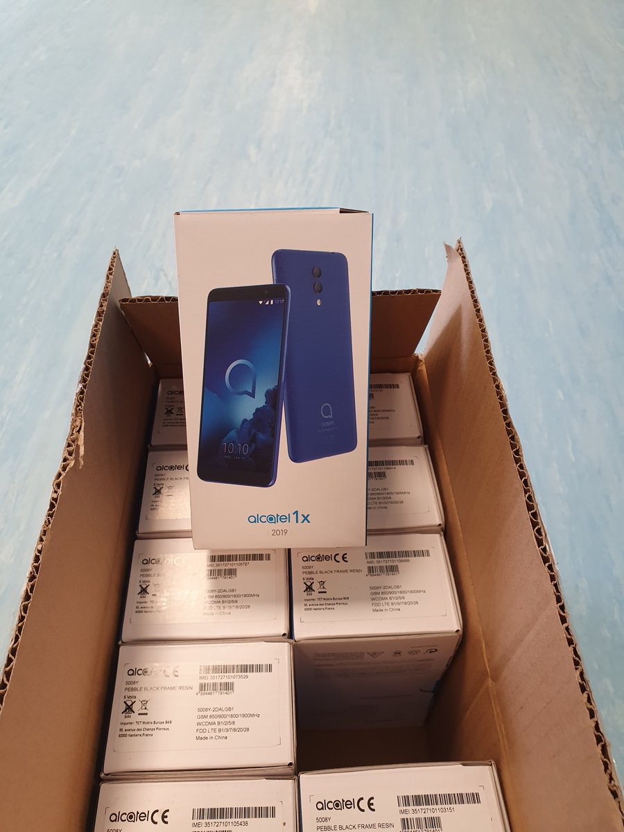 RNOHRIC's tweet photo. We received our first set of devices to help out with virtual visits for our patients @RNOHnhs A little box of goodies, which will make a huge difference all thanks to @help_force @Alter_Agency, alcatelmobileuk & @JacquiBarrett11 using #TabletsWithLove https://t.co/cQm7s5JM8c