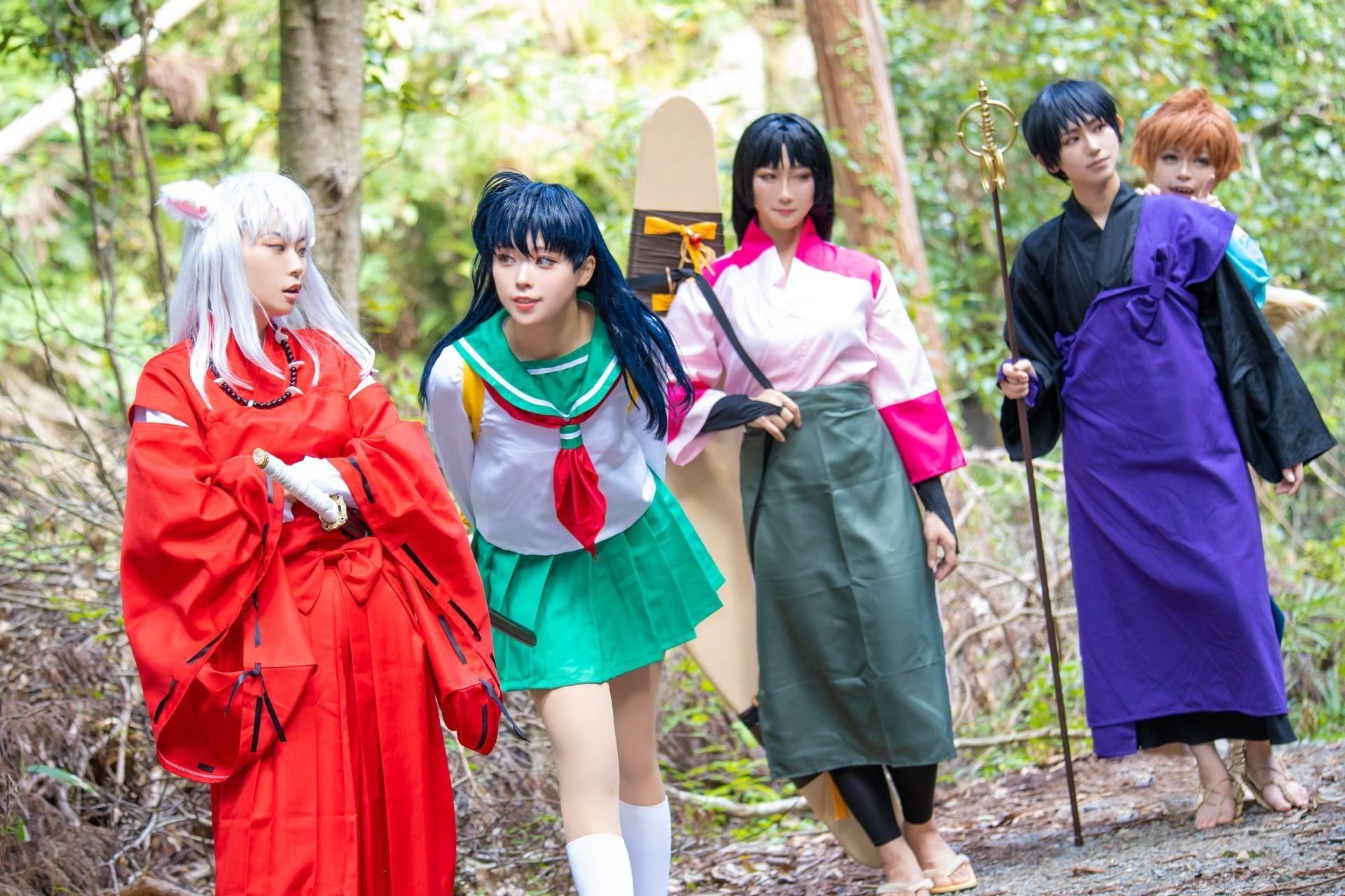 犬夜叉 弥勒 みろく コスプレ衣装 犬夜叉の弥勒様コスプレで寺院