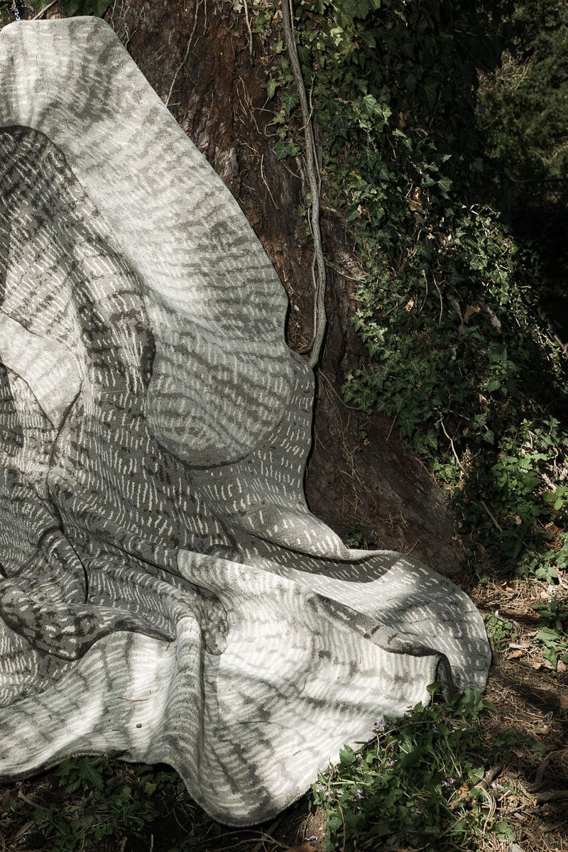 A special project developed for Schloß Hollenegg for Design , Swarm is the new rug by French-born and British based designer Studio Marlene Huissoud, inspired by the world of insects.

Read more: ow.ly/9nOo50zCCVw