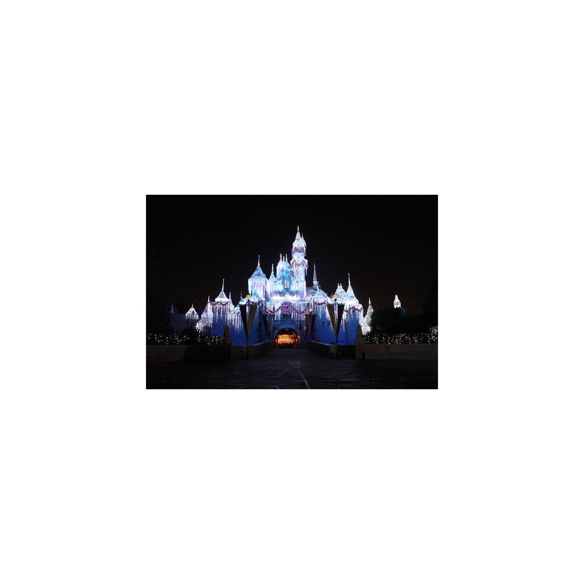 boxerpureblood's tweet image. # 𝗥𝗼𝗹𝗲-𝗣𝗹𝗮𝘆 

    📍 𝗗𝗶𝘀𝗻𝗲𝘆𝗹𝗮𝗻𝗱 𝗖𝗮𝗹𝗶𝗳𝗼𝗿𝗻𝗶𝗮
          1313 Disneyland Dr, Anaheim, CA

                  𝘙𝘦𝘮𝘦𝘮𝘣𝘦𝘳 𝘵𝘰𝘯𝘪𝘨𝘩𝘵, 
       𝘧𝘰𝘳 𝘪𝘵 𝘪𝘴 𝘵𝘩𝘦 𝙗𝙚𝙜𝙞𝙣𝙣𝙞𝙣𝙜 𝘰𝘧 𝘢𝘭𝘸𝘢𝘺𝘴✨
⠀  
⠀