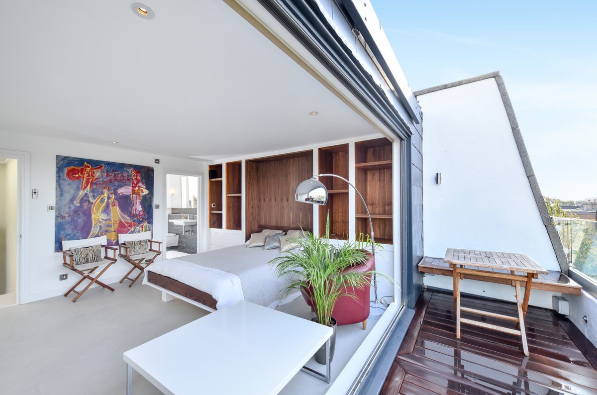 KFHproperty's tweet photo. From online browsing to virtual viewings and valuations, there are still ways to buy or sell at this time. Find out more here: https://t.co/tLeUviow1C 

#propertyadvice #househunting #virtualviewings #virtualvaluations #kfhproperty #kfhwegetit #london #property #estateagents https://t.co/2PCbbXwLwI