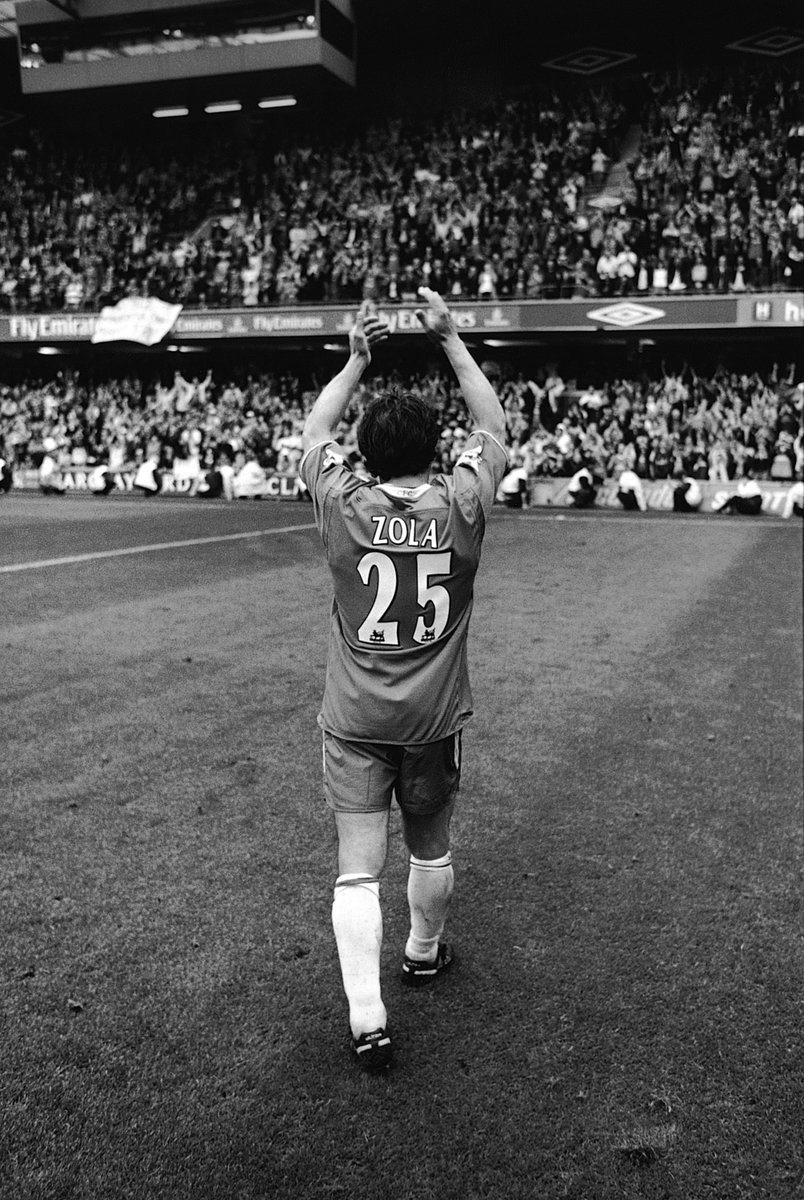 17 years ago today, Gianfranco's 312th and final Chelsea appearance... 💔 

Describe this man's Chelsea career in one word. 👇