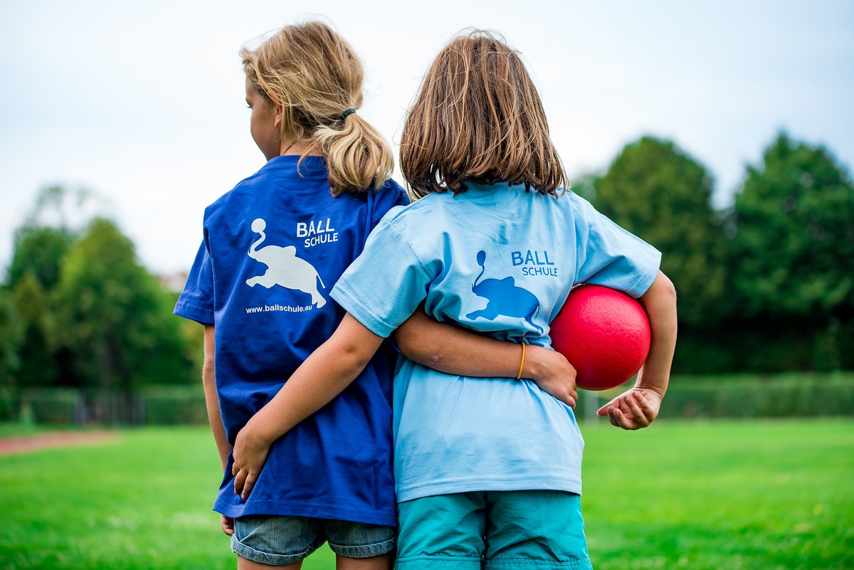 ENGSOsport's tweet photo. 🔈🔈🔈

New call for proposals from the @EU_Commission 

⬇️

"Monitoring and coaching, through sports, of youngsters at risk of radicalisation"

Have a look and apply by 2⃣2⃣ June 2⃣0⃣2⃣0⃣!

https://t.co/23DU5Q1RYV

@EuSport @EngsoYouth @sportanddev https://t.co/gLyYXKX8DK