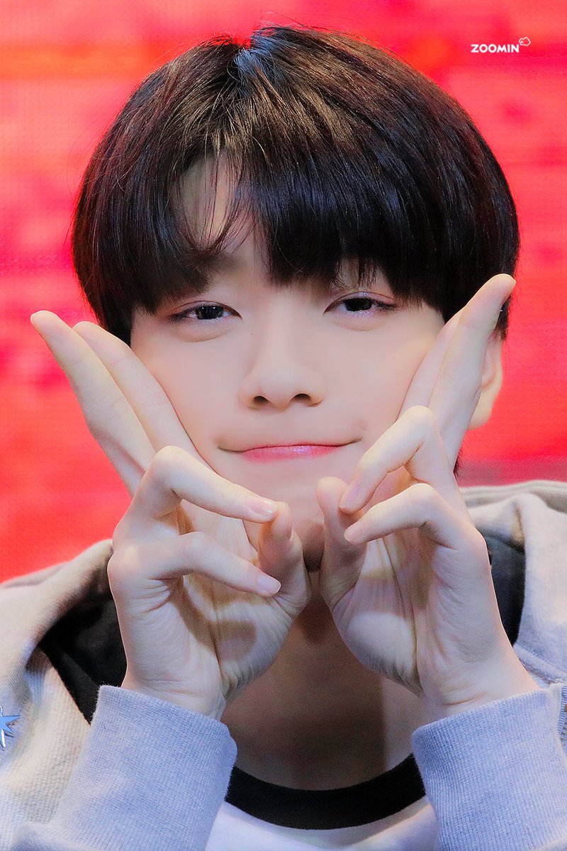 © ZOOMIN_1205
‹ #수빈 #SOOBIN @TXT_members ›