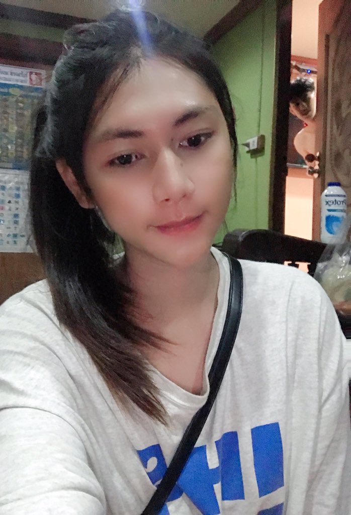 FdT3fkj1o7VspvJ's tweet photo. เหงาๆๆ https://t.co/13QrlefFQa