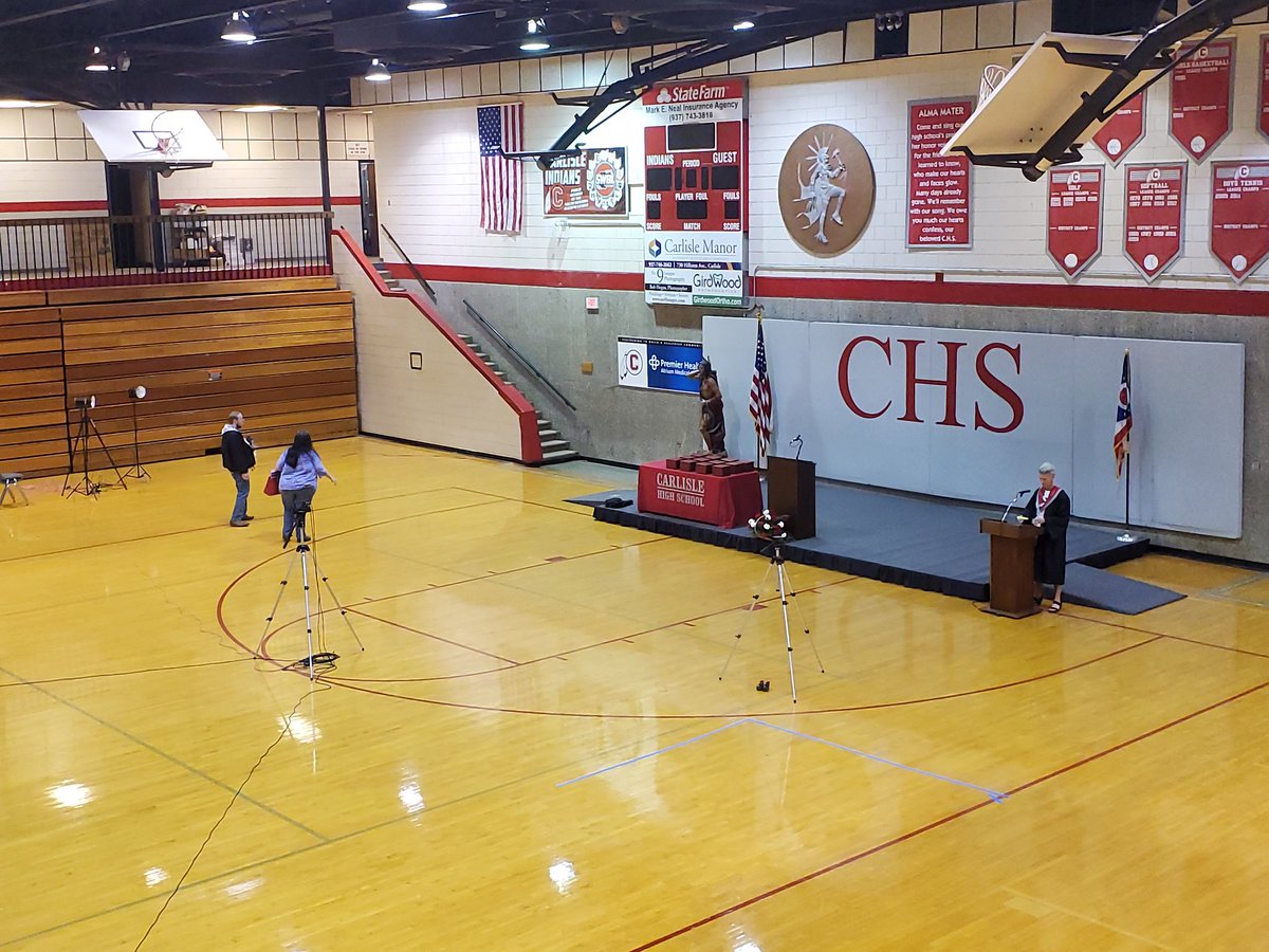 chsmrsfrench's tweet photo. Today's the day...
We are ready!
#virtualgraduation https://t.co/hwi7OOLbL8