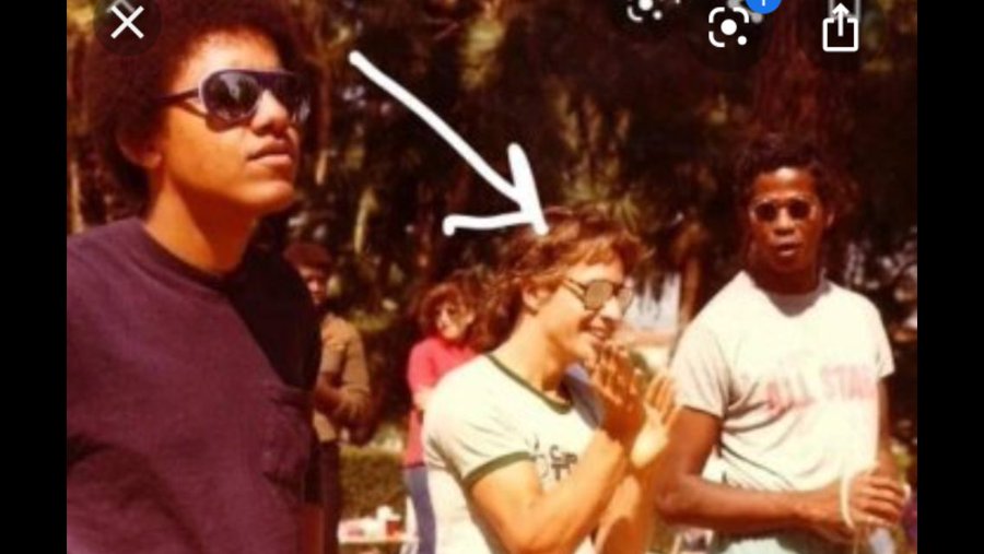 Anon_decoder's tweet photo. What are the odds?
Bill Gates
What are the odds? Seriously????
The farm
Both born &amp; groomed by the CIA 

#ObamaGate https://t.co/CVEjK9dY5D