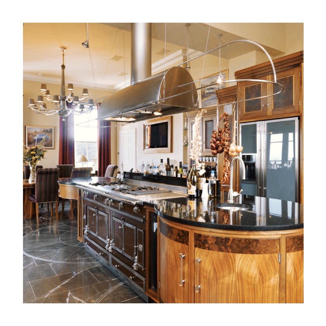 An oldie but a kitchen with a real wow factor from the team <a href="/ChiselwoodUK/">Chiselwood</a> including a very special bespoke Westin statement island hood! 
.
.
.
#kitchens #luxurykitchen #kitchen