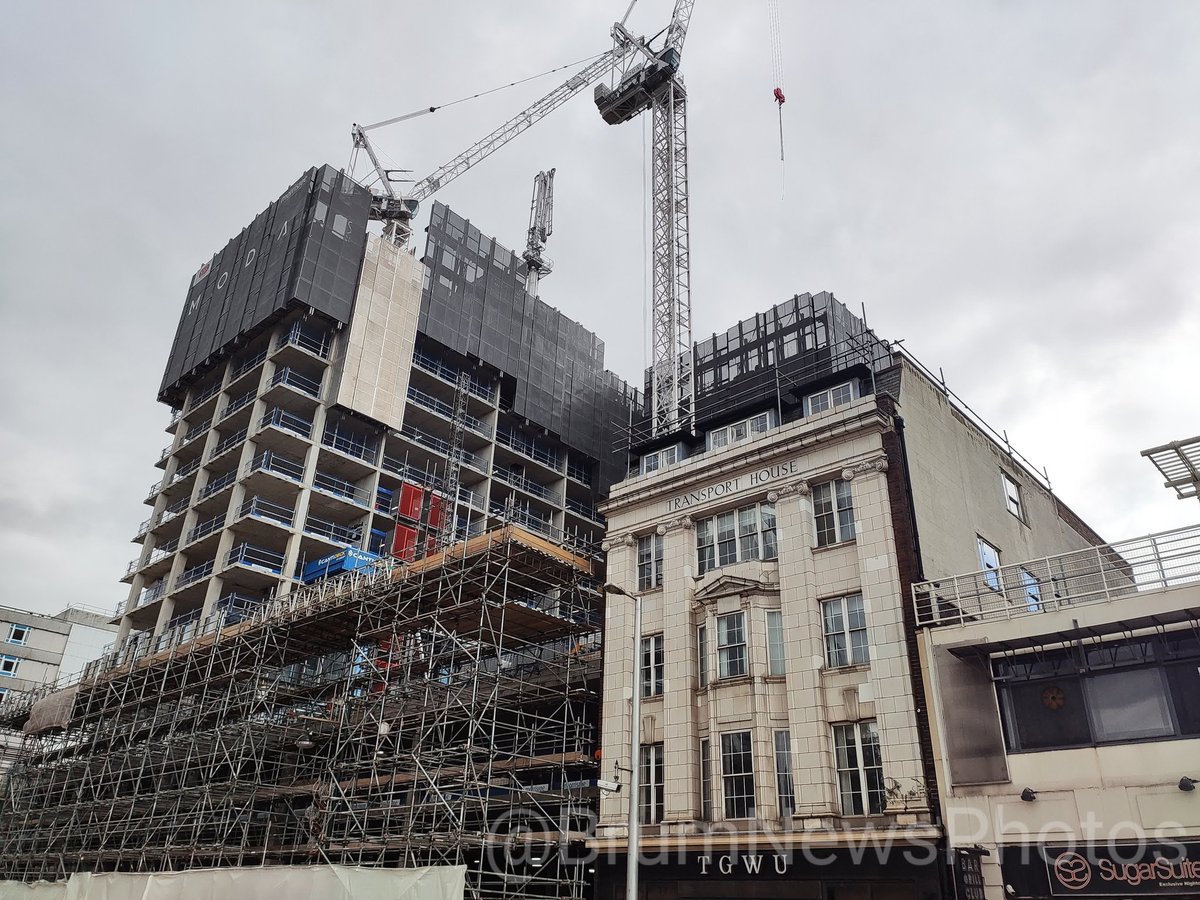 ColdWarMike's tweet photo. If we do start to go to the pubs/nightclubs in the distant future, then let's hope @WMmetro finish Broad Street soon, as they have 98% of it blocked off. Only the underpass is tarmacked, the bit furthest away from any pub!! THE #ModaTower has really shot up into the sky as well! https://t.co/LlWW3rO9Nl